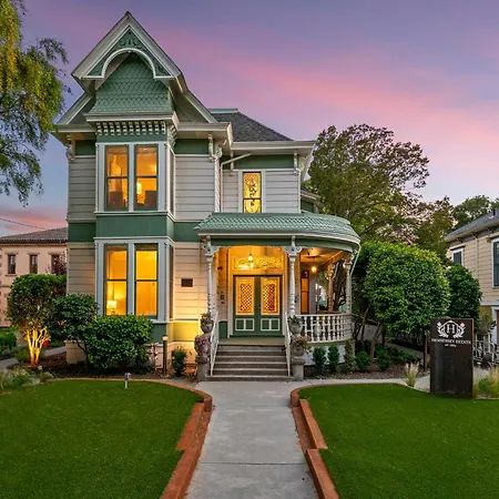 Bed and breakfast Hennessey Estate